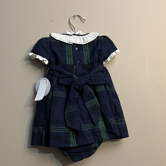 Edgehill Collection Short Sleeve Ruffle Top & Pants Set - Picture 3 of 7